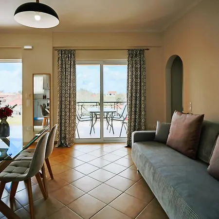 Tatil Evi In *